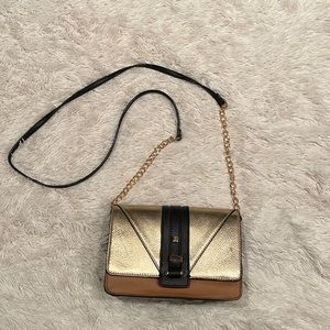 Antonio Melani Crossbody bag